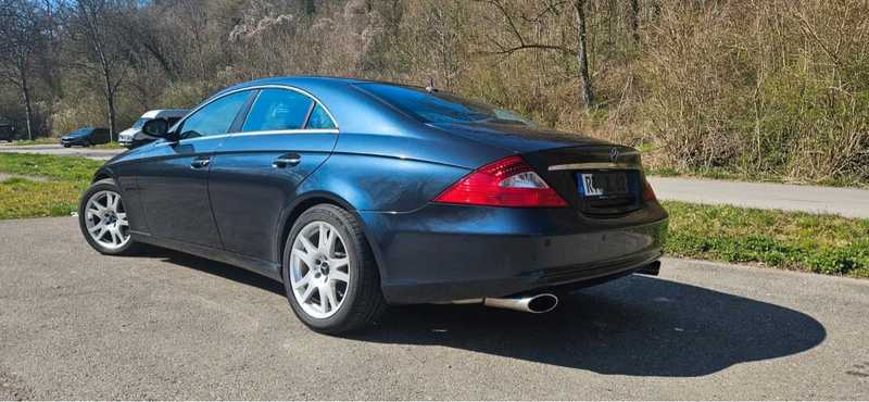 2004 Mercedes-Benz CLS-Class 5,0L 2004 Cyprus