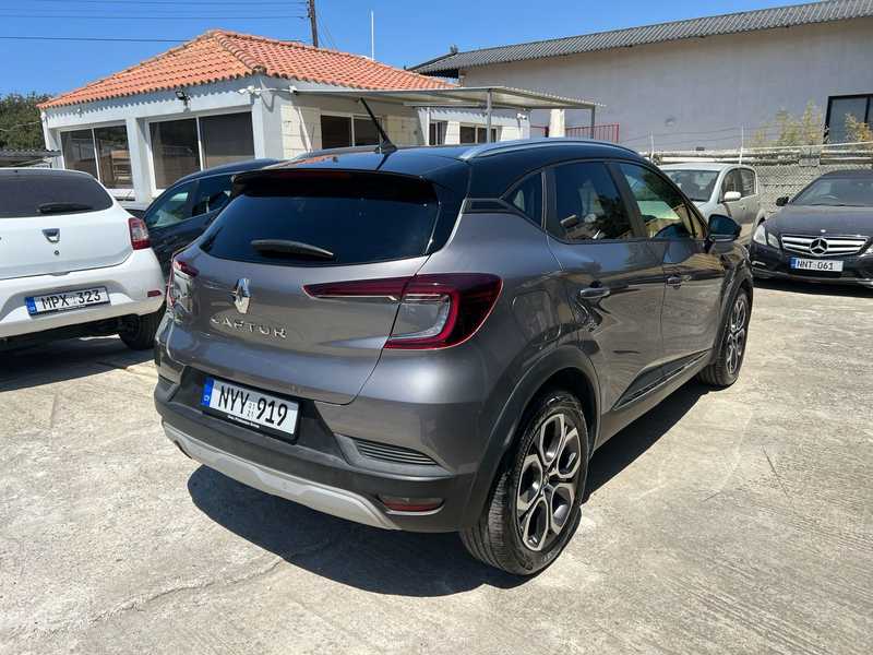 2021 Renault Captur 1,3L 2021 Cyprus