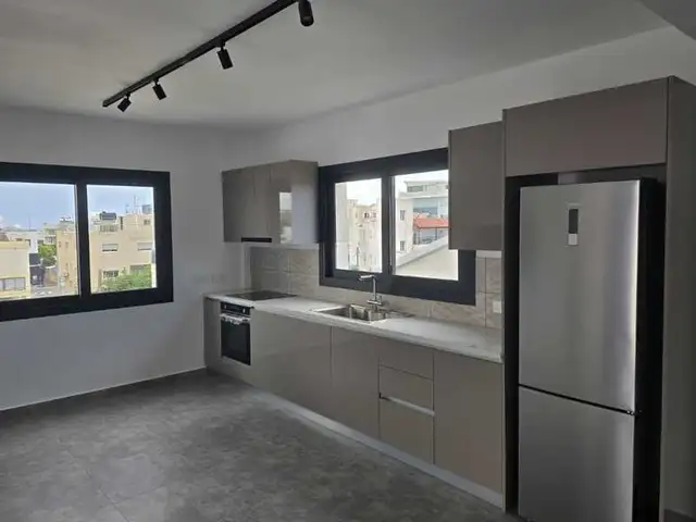 1-bedroom penthouse to rent, Επαρχία Λεμεσού — Κάτω Πολεμίδια