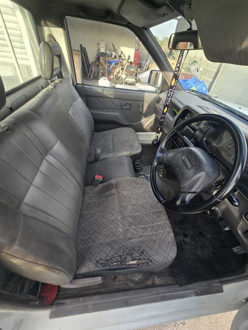 Isuzu Pick-up 2,5L 1999