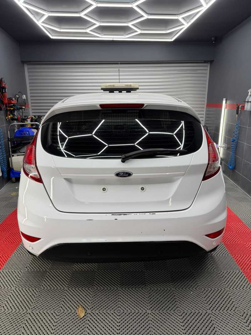 2014 Ford Fiesta 1,6L 2014 Cyprus