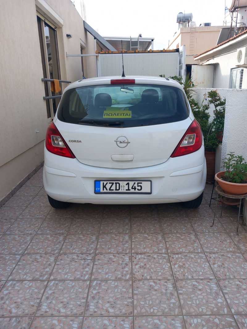 2011 Opel, Vauxhall Corsa 1,4L 2011 Cyprus