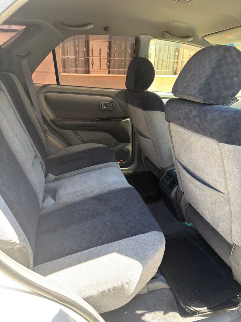 1999 Toyota Harrier 3,0L 1999 Cyprus