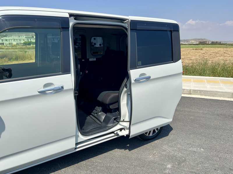 2021 Toyota Roomy 1,0L 2021 Cyprus