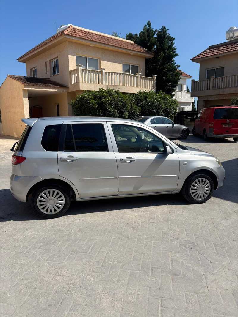 2003 Mazda Demio 1,3L 2003 Cyprus