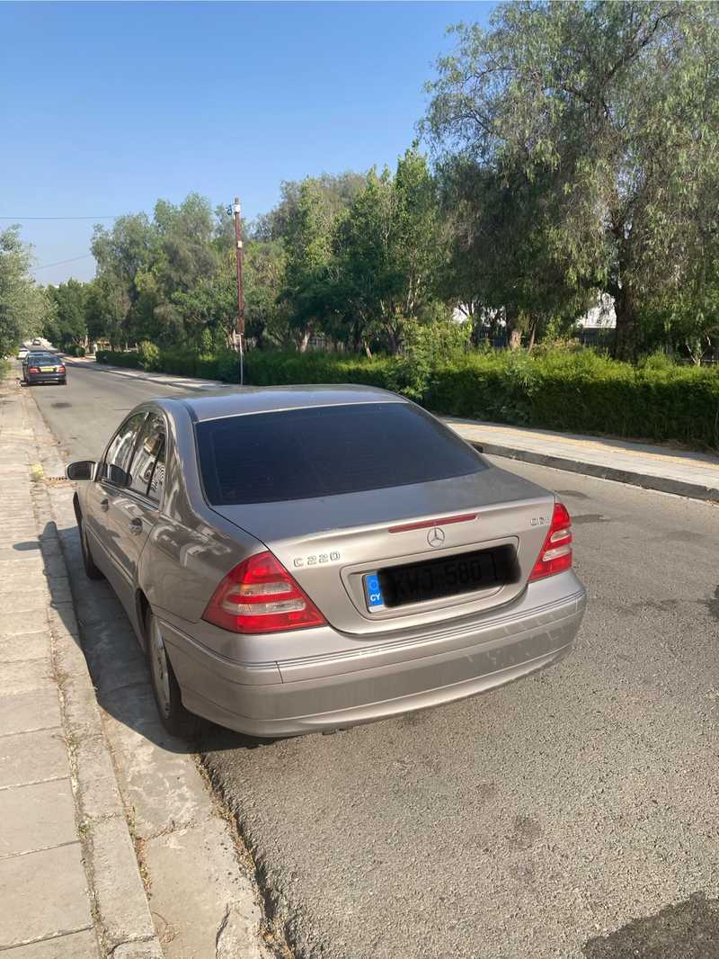 2005 Mercedes-Benz C-Class 2,2L 2005 Cyprus
