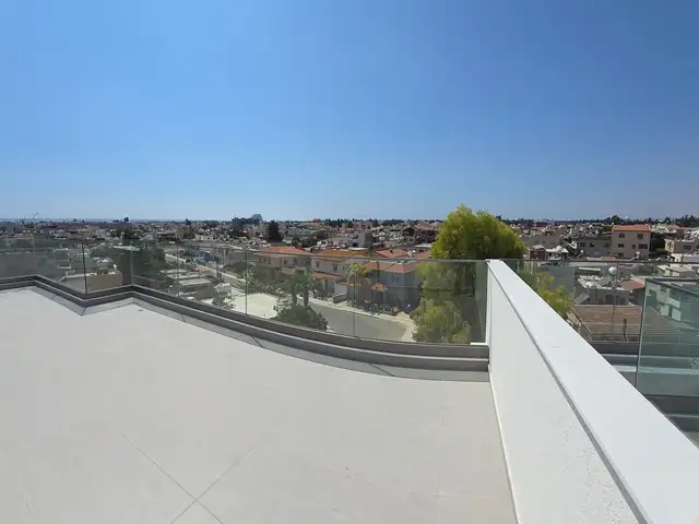 3-bedroom penthouse for sale, Limassol — Limassol - Zakaki