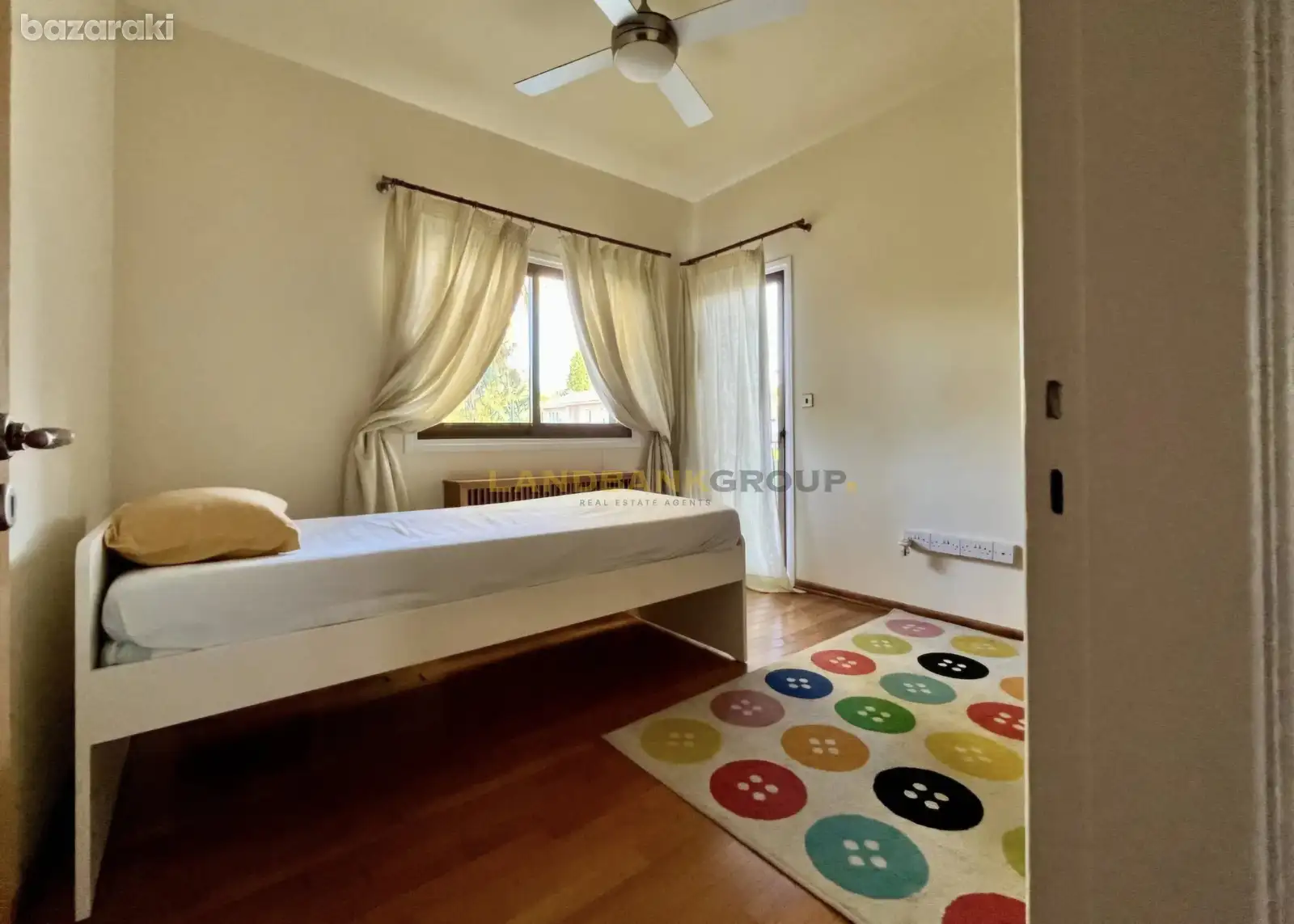 House, 4 bedrooms — 14