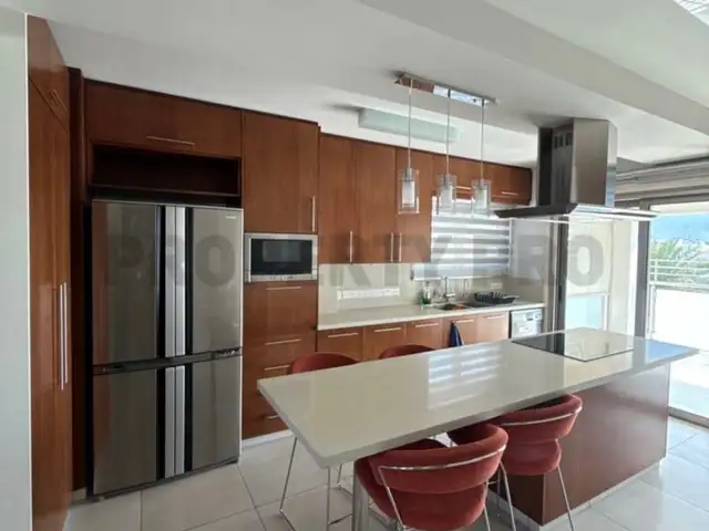 3-bedroom penthouse to rent, Επαρχία Λευκωσίας — Στρόβολος - Ακρόπολη