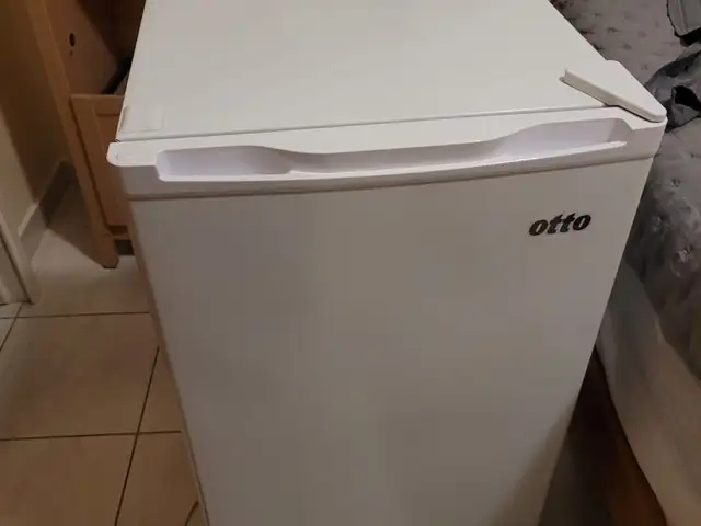 Otto fridge, Επαρχία Πάφου — Universal