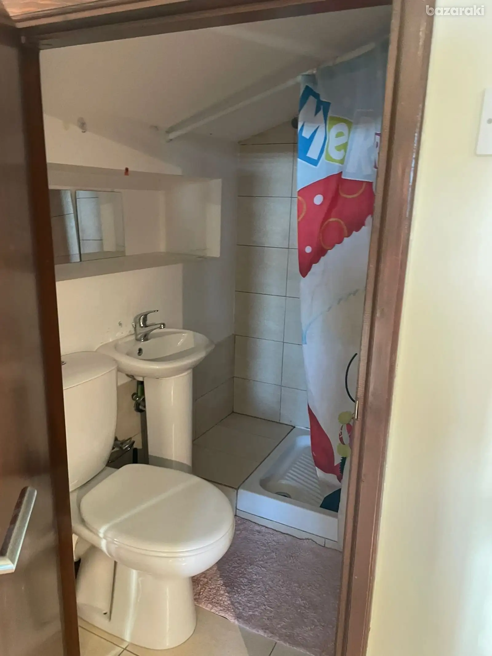 House, 4 bedrooms — 16