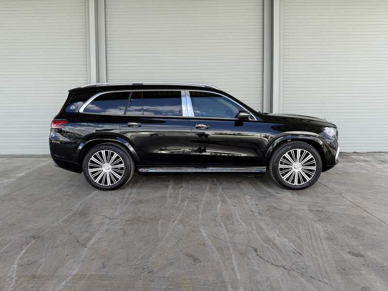 2022 Mercedes-Benz GLS-Class 4,0L 2022 Cyprus
