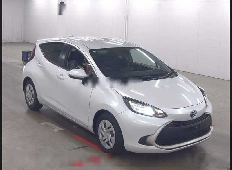 Toyota Aqua 1,5L 2024