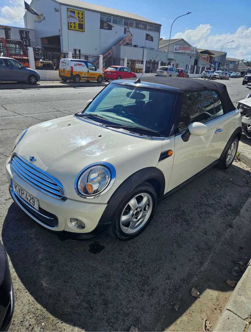 2010 Mini Coupe 1,6L 2010 Cyprus