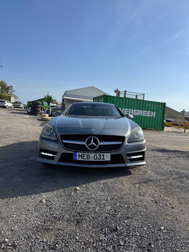 2012 Mercedes-Benz SLK-Class 2,5L 2012 Cyprus