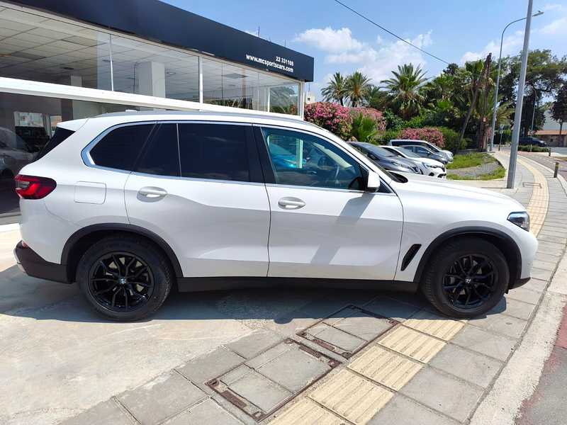 2022 BMW X5 3,0L 2022 Cyprus