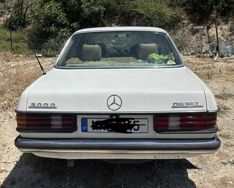 1985 Mercedes-Benz C-Class 3,0L 1985 Cyprus