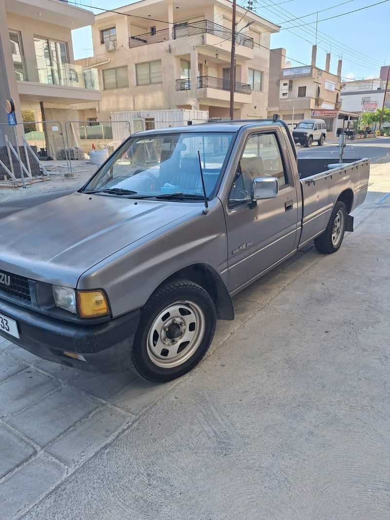 1989 Isuzu Pick-up 2,5L 1989 Cyprus