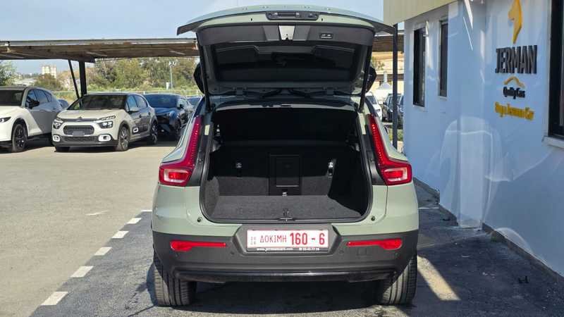 2023 Volvo XC40 Electric 2023 Cyprus