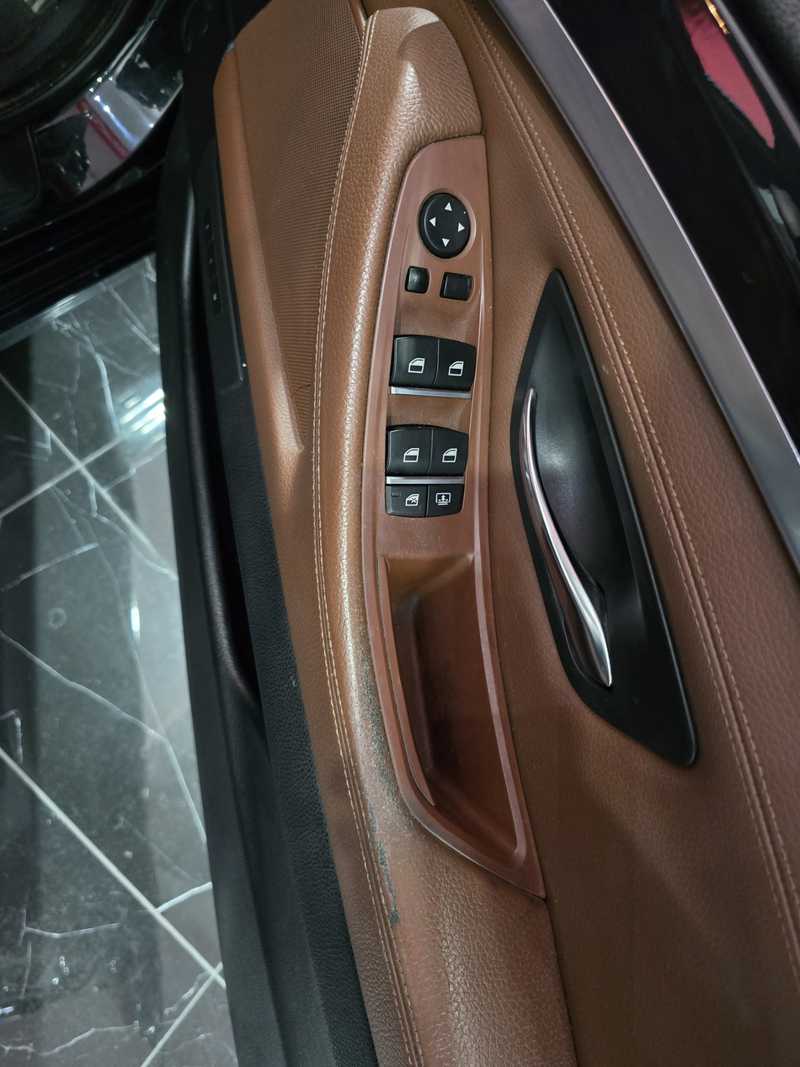 2010 BMW 5-Series 2,0L 2010 Cyprus