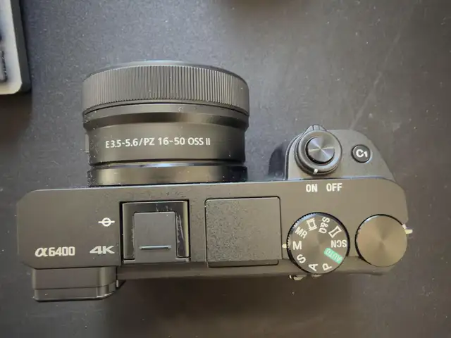 Sony a6400 με φακό sony 16-50mm, Επαρχία Λάρνακας — Ορόκλινη