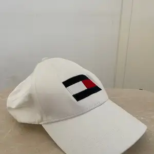 Caps, Paphos — Pegeia