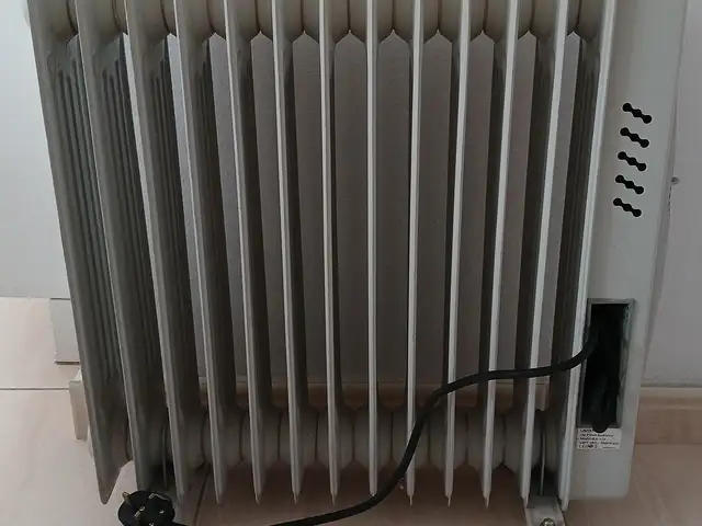 Oil-filled electric radiators - 2pcs, Paphos — Paphos - Universal