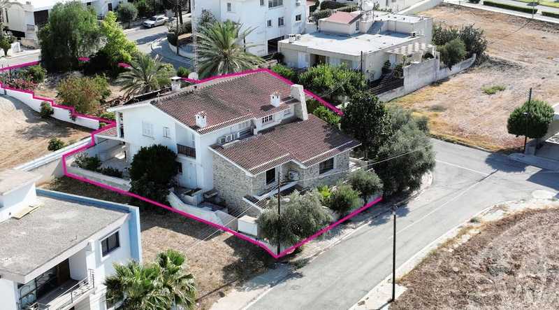 3-bedroom detached house for sale