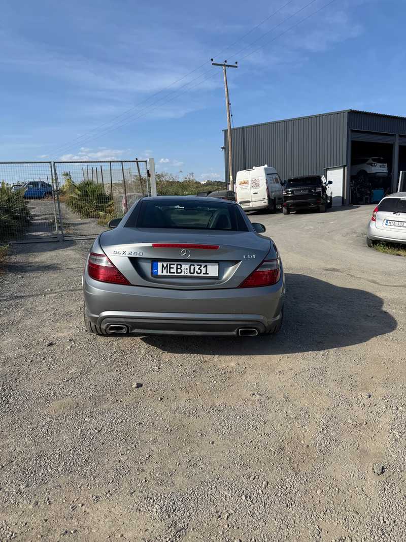 2012 Mercedes-Benz SLK-Class 2,5L 2012 Cyprus