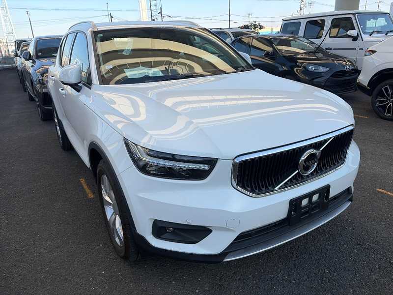2022 Volvo XC40 2,0L 2022 Cyprus