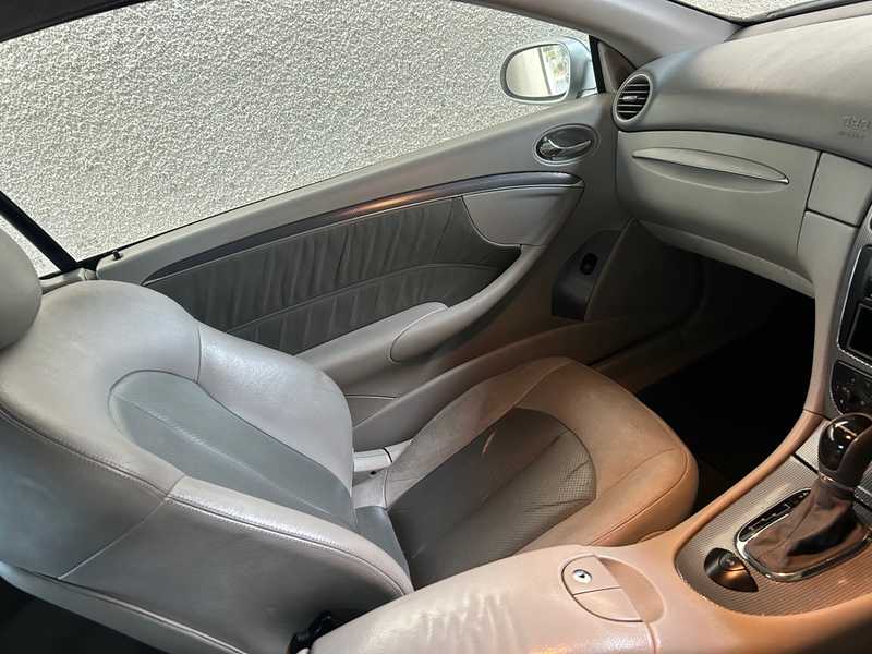 2004 Mercedes-Benz CLK-Class 2,0L 2004 Cyprus