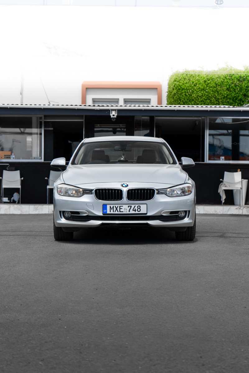 2012 BMW 3-Series 2,0L 2012 Cyprus