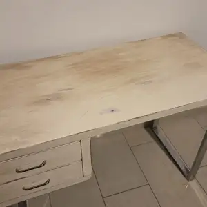 Study desk, Nicosia — Aglantzia