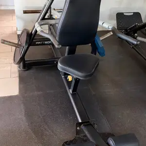 Dips machine plate loaded, Paphos — Paphos - Agios Theodoros