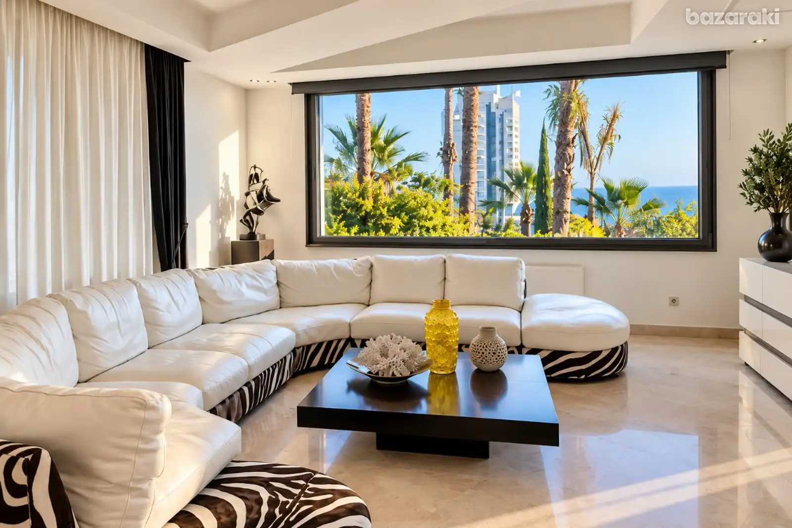 Villa, 6 bedrooms — 7