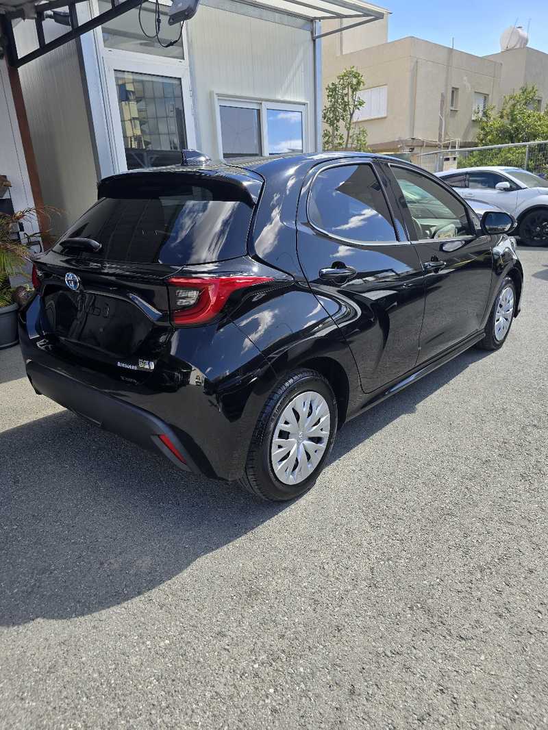 2022 Toyota Yaris 1,5L 2022 Cyprus