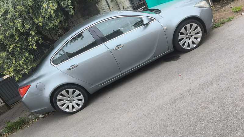 Opel, Vauxhall Insignia 2,0L 2010