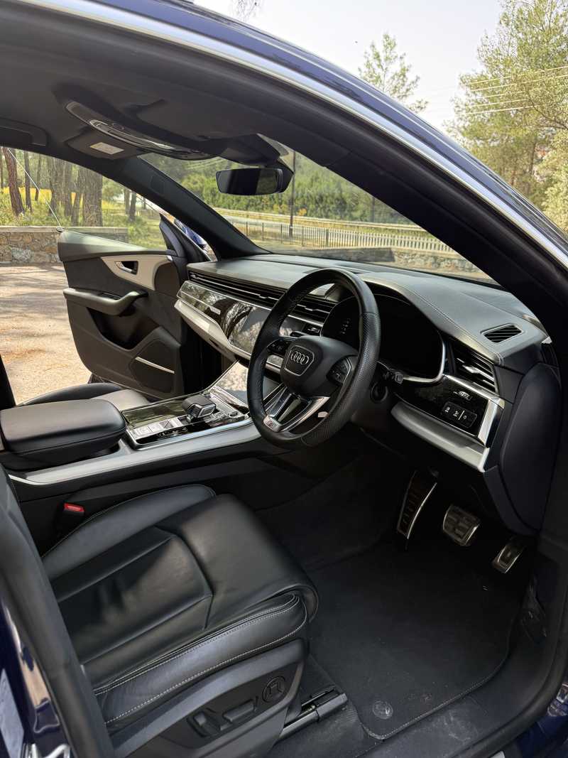 2022 Audi Q8 3,0L 2022 Cyprus