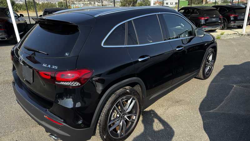 2025 Mercedes-Benz GLA 35 2,0L 2025 Cyprus