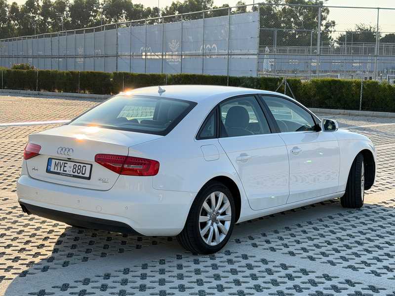 2012 Audi A4 2,0L 2012 Cyprus