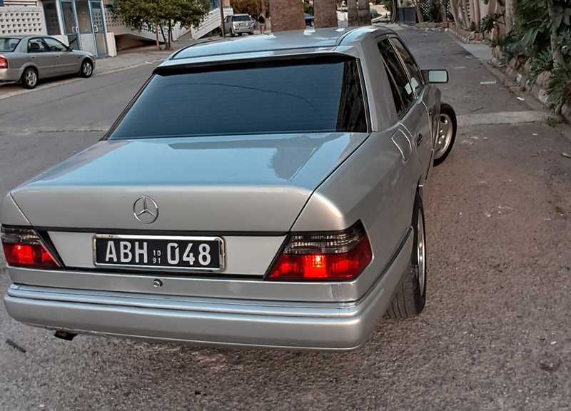 1991 Mercedes-Benz E-Class 2,0L 1991 Cyprus