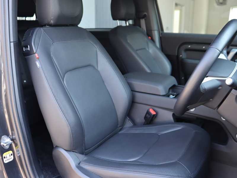 2024 Land Rover Defender 3,0L 2024 Cyprus