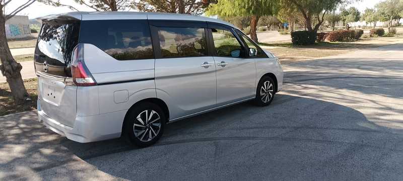 Nissan Serena 2,0L 2021