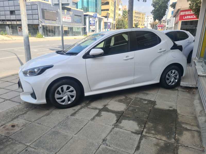 2022 Toyota Yaris 1,5L 2022 Cyprus