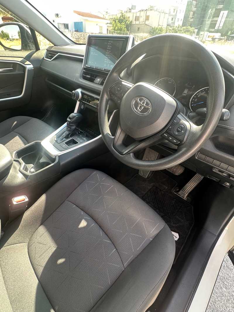 2021 Toyota RAV4 2,5L 2021 Cyprus
