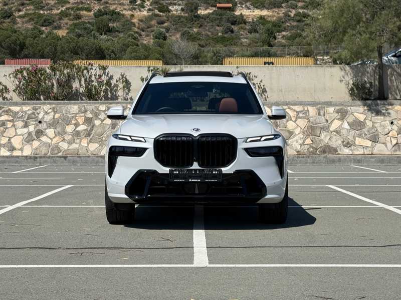 2023 BMW X7 3,0L 2023 Cyprus
