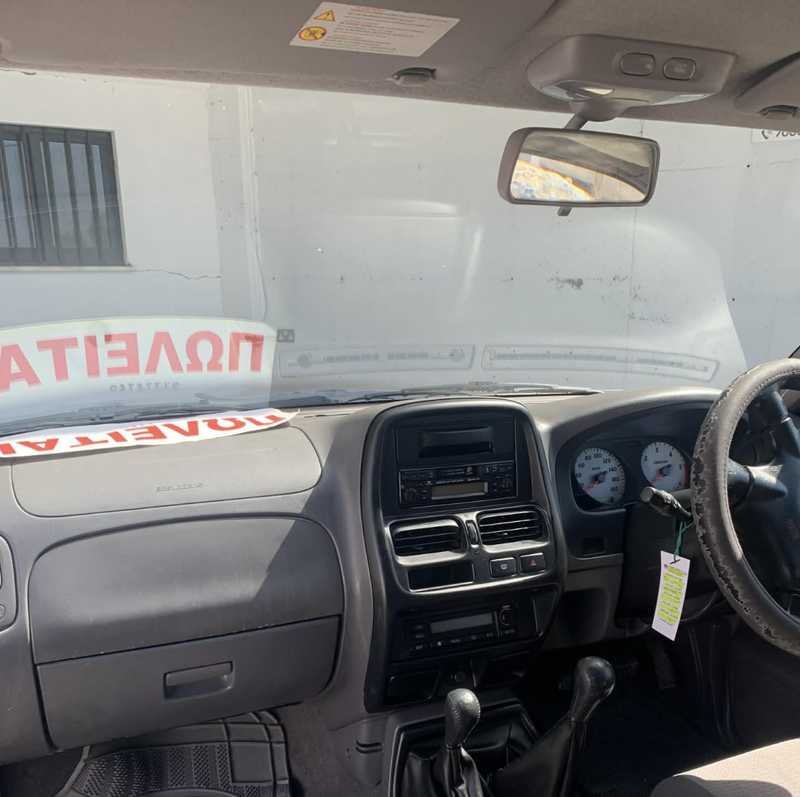 2002 Nissan Navara 2,5L 2002 Cyprus