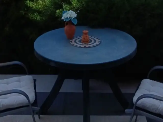 Plastic/ pvc garden table 98 cm diameter, Επαρχία Πάφου — Τάλα