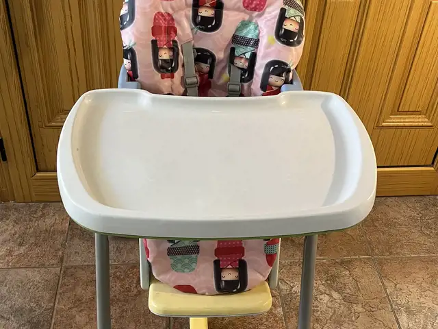 Peg perego prima pappa baby high chair adjustable height, with tray worth 170, Limassol — Agios Athanasios