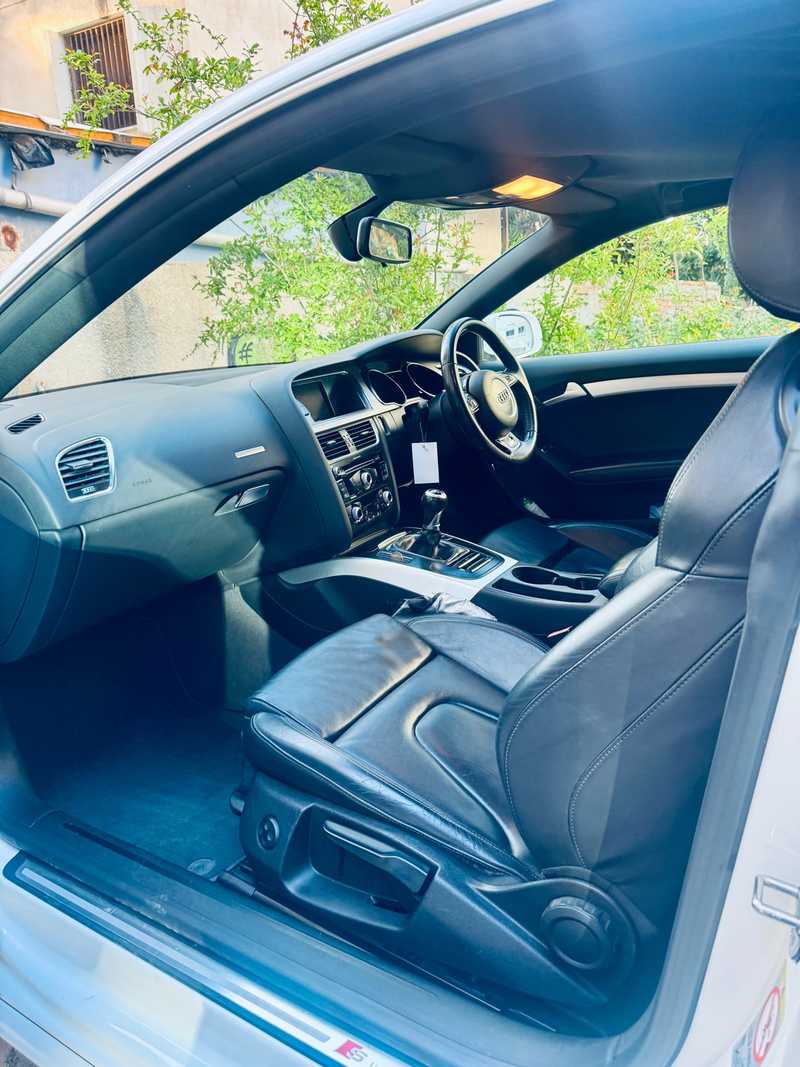 2011 Audi A5 2,0L 2011 Cyprus